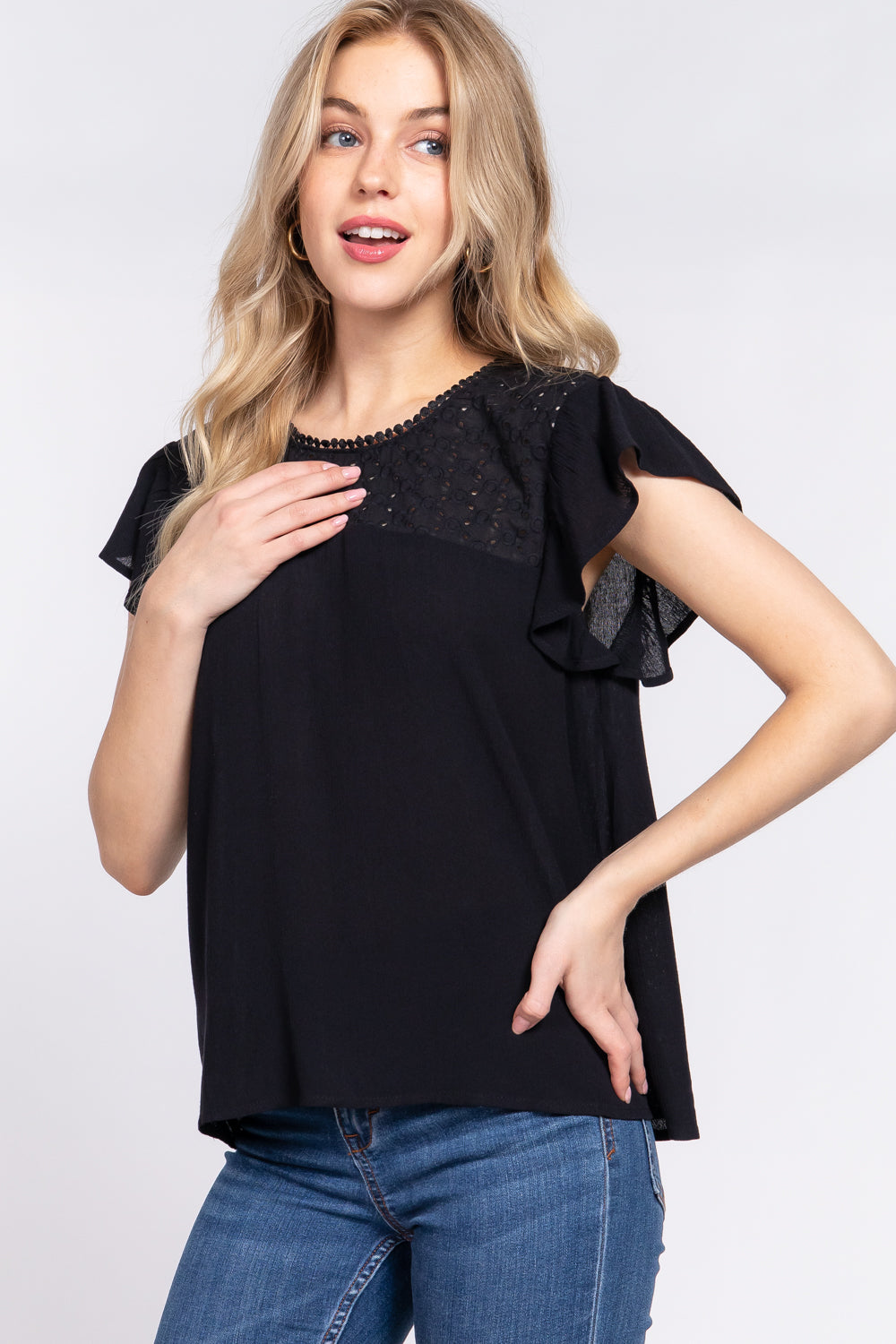 Blusa de crochet de manga corta con volantes BÁSICA ACTIVA