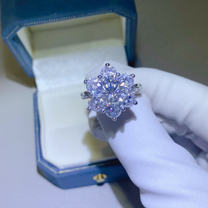 Fashion Sava | Moissanite Ring | Elegant Sterling Silver Design