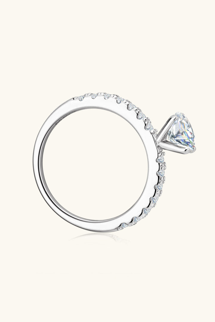 Fashion Sava | Side Stone Ring | Moissanite Elegance