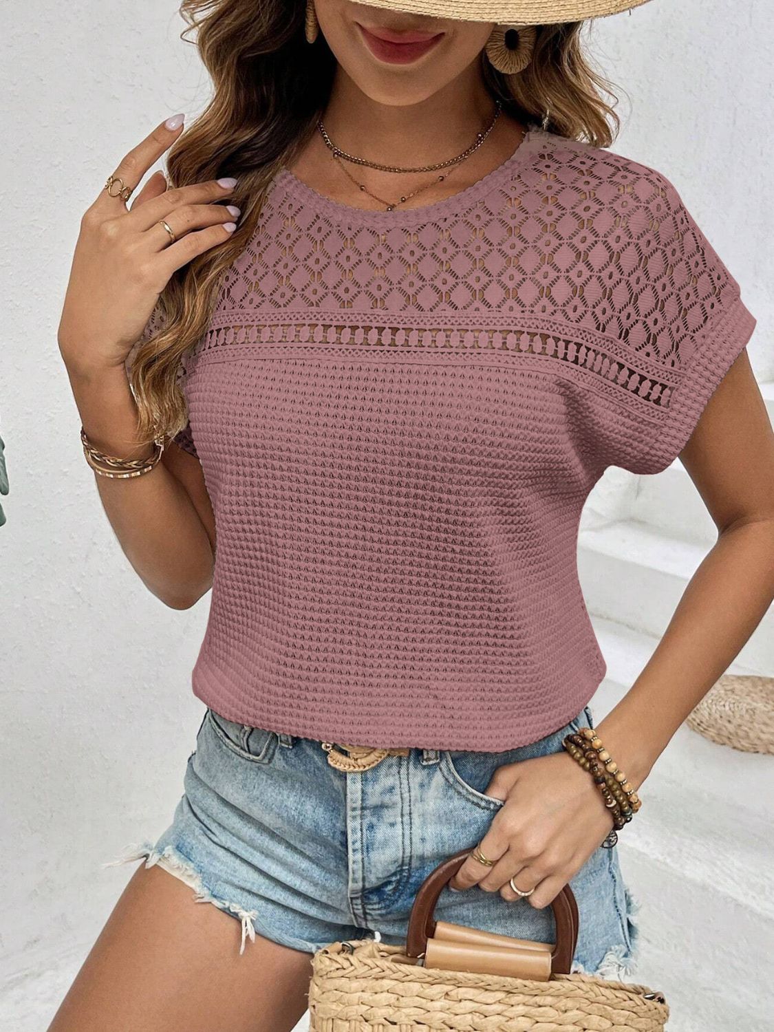 Blusa de manga corta con cuello redondo y tejido de gofre