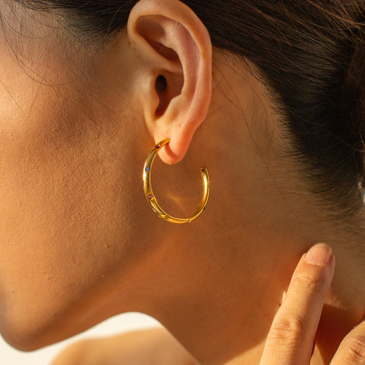 Fashion Sava | C-Hoop Earrings | 18K Gold-Plated Elegance