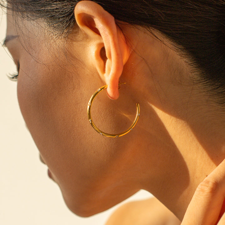 Fashion Sava | C-Hoop Earrings | 18K Gold-Plated Elegance