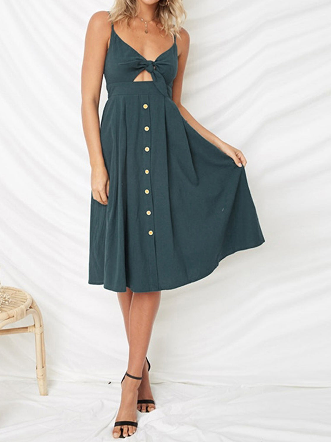 Vestido camisero con escote en forma de corazón y fruncido