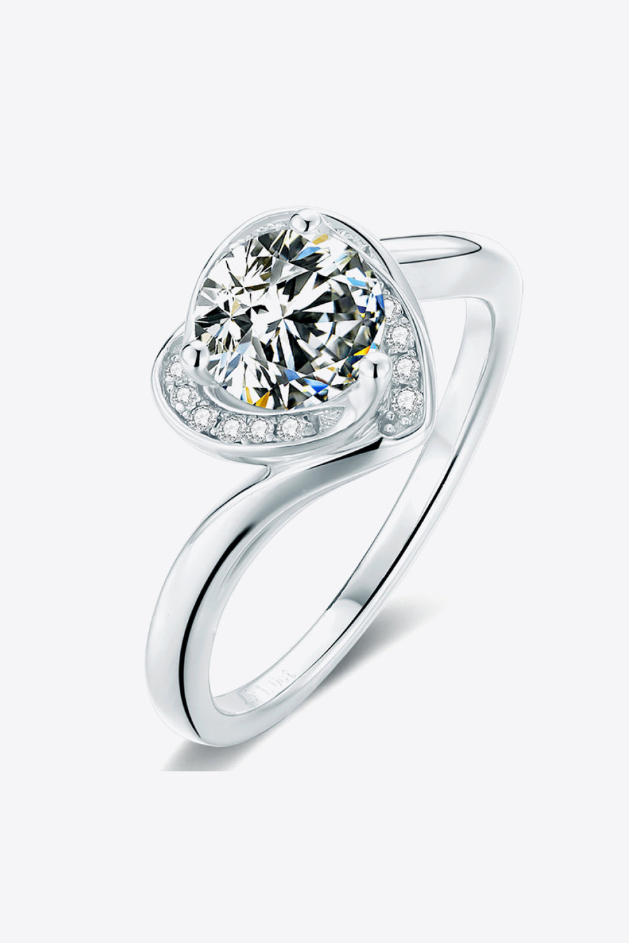 Fashion Sava | Moissanite Heart Ring | Elegant Sparkle