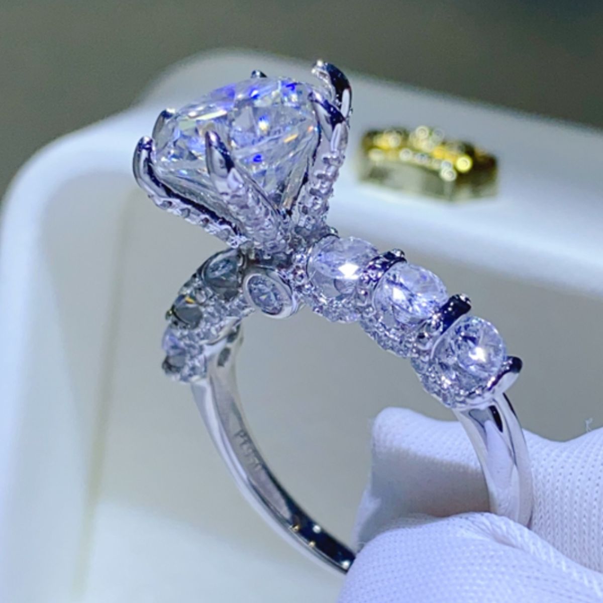 Fashion Sava | Moissanite Ring | 925 Sterling Silver Elegance