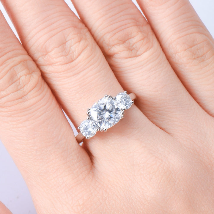 Fashion Sava | Moissanite Ring | Elegant Sterling Silver Design