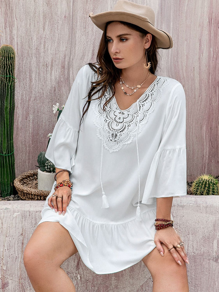 Fashion Sava | Lace Detail Tie Neck Mini Dress | Elegant & Chic - White