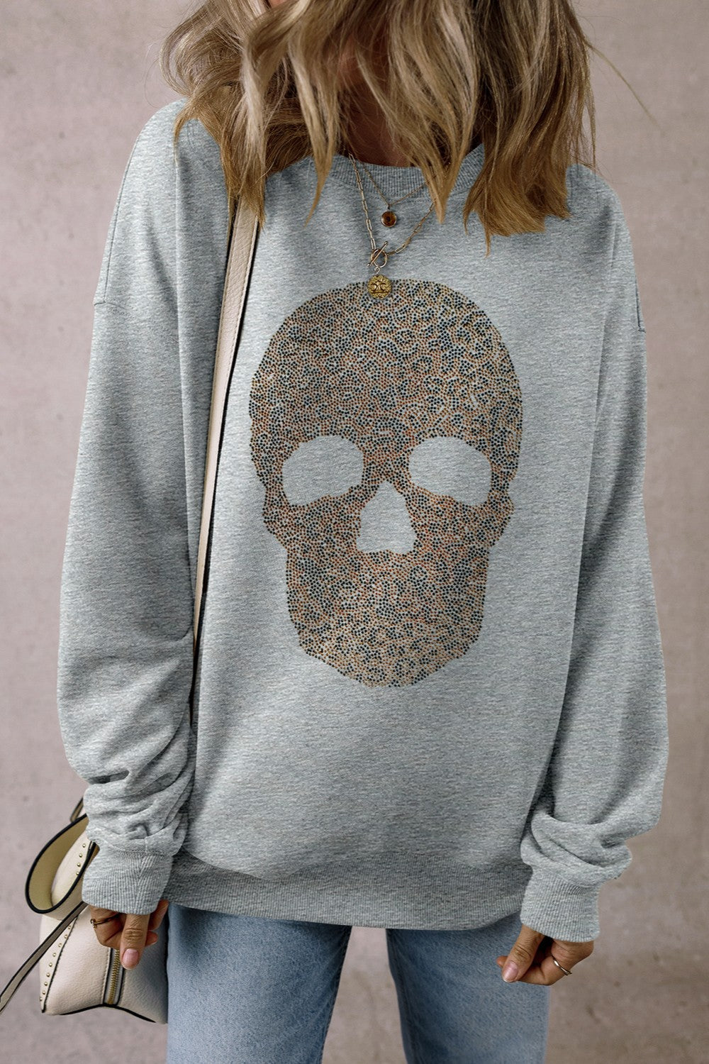 Sudadera de manga larga con cuello redondo y calavera