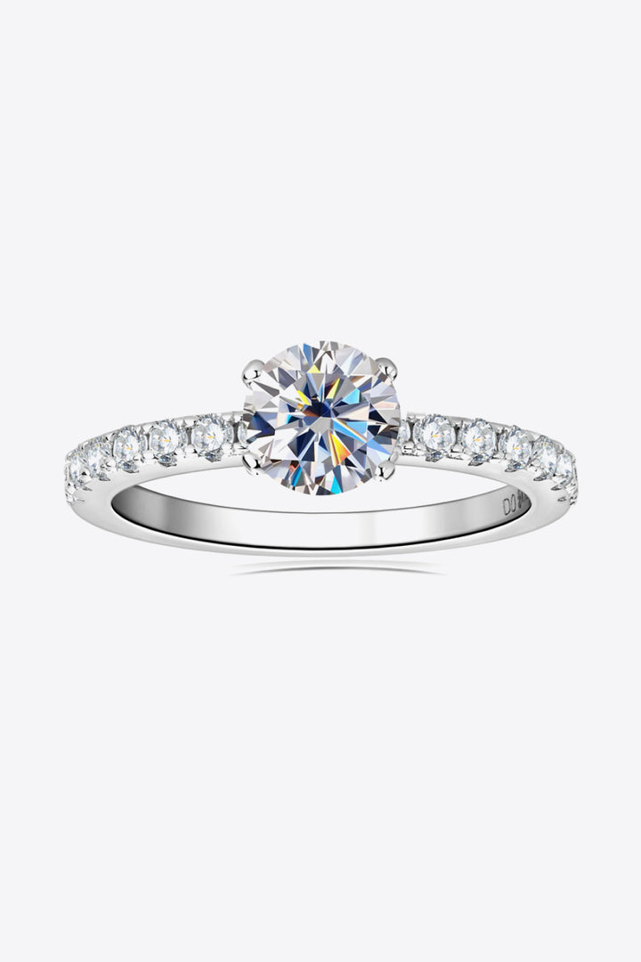 Fashion Sava | Side Stone Ring | Moissanite Elegance