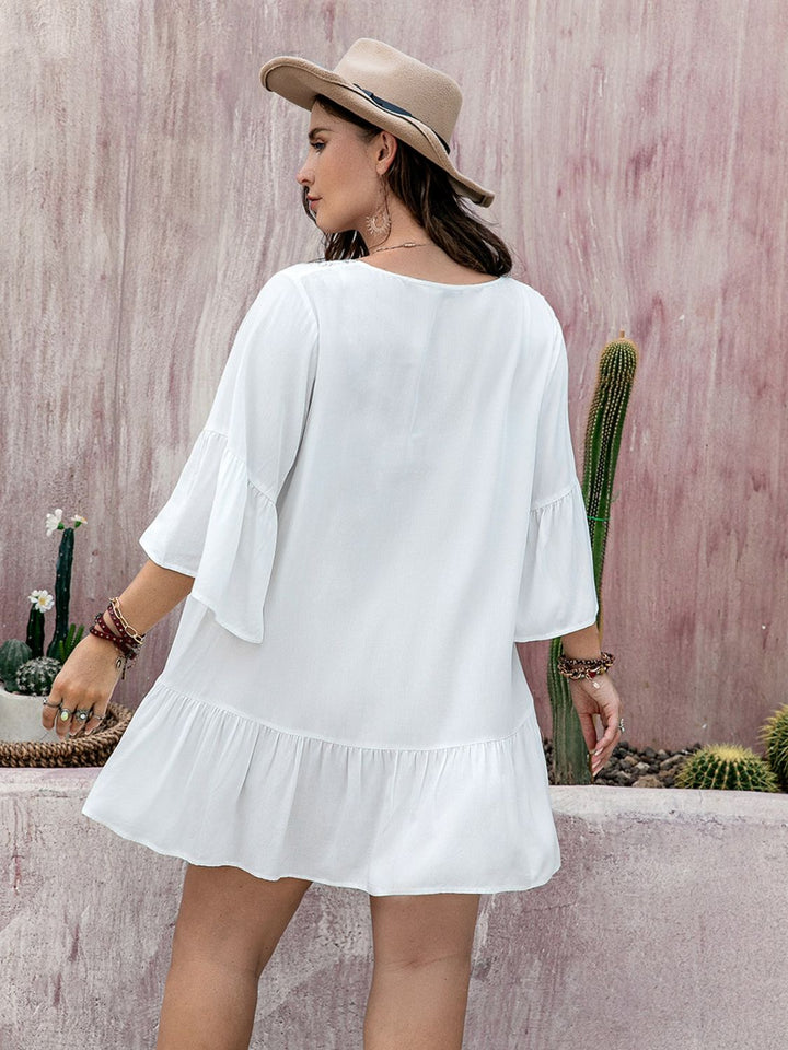 Fashion Sava | Lace Detail Tie Neck Mini Dress | Elegant & Chic - White