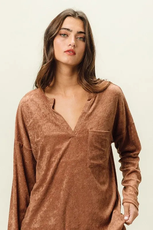 Fashion Sava | V Neck Pocket Top | Stylish & Comfortable