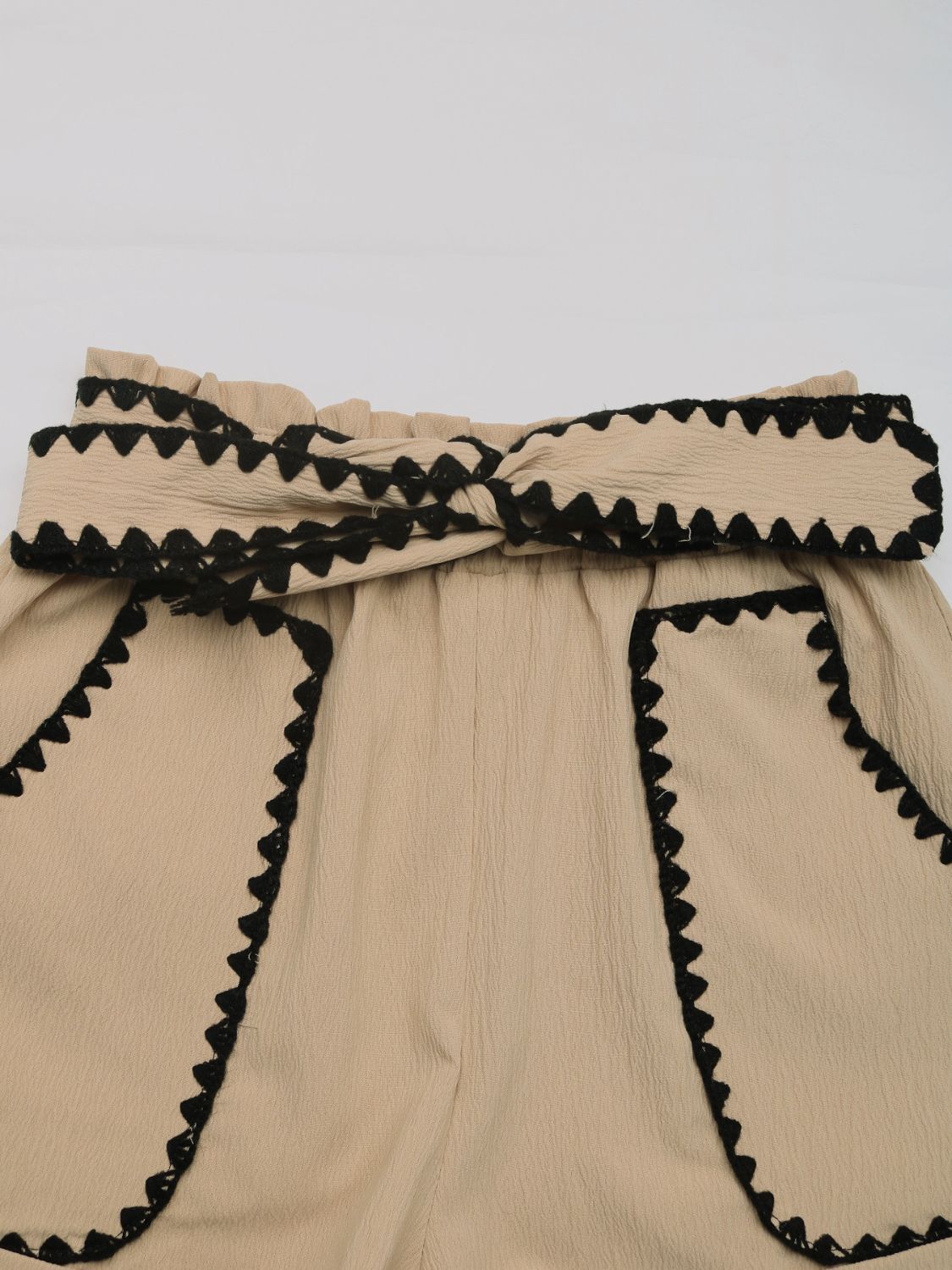 Fashion Sava | Contrast Trim Shorts | Perfect Fit Style