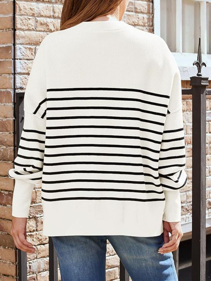 Fashion Sava | Round Neck Sweatshirt | Cozy Long Sleeve Design