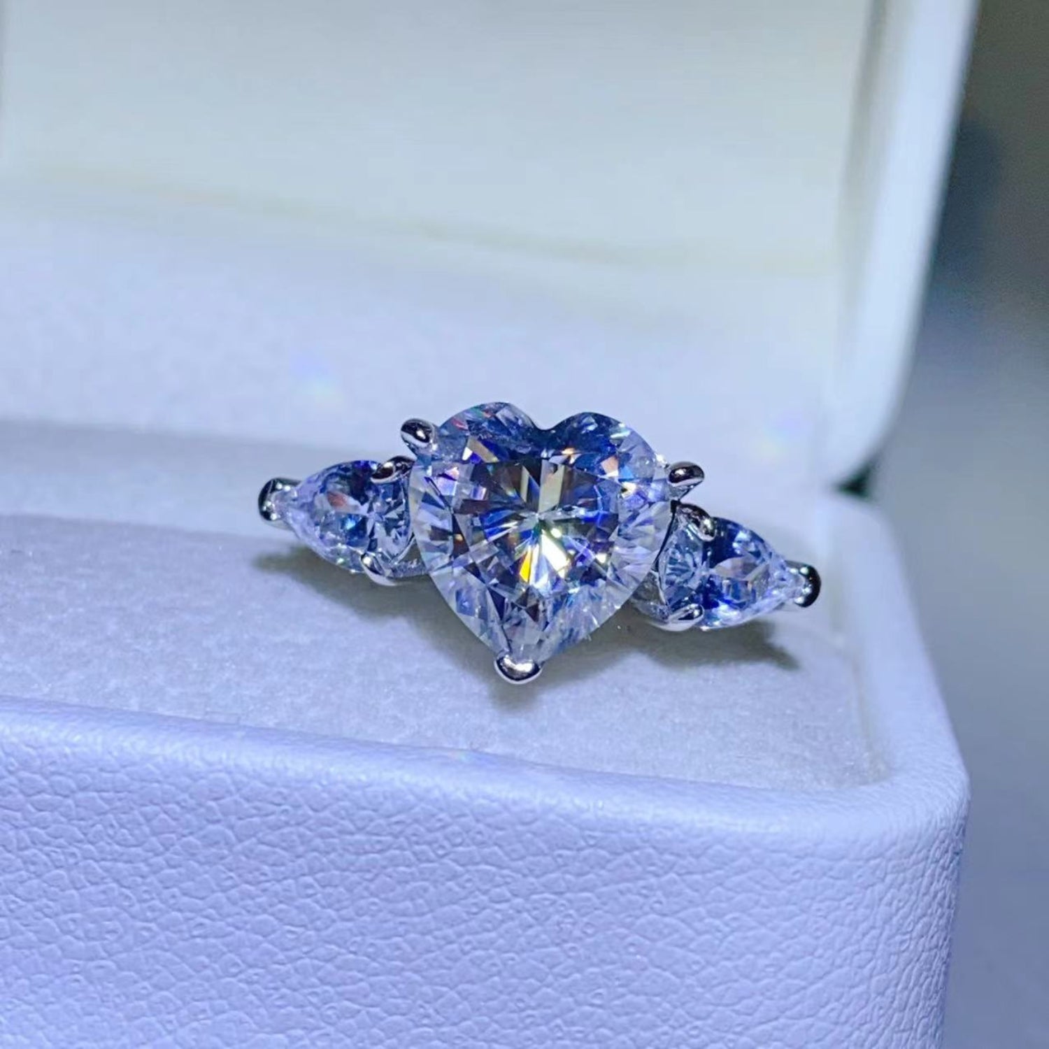 Fashion Sava | Moissanite Ring | 925 Sterling Silver Elegance