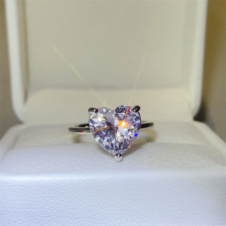 Fashion Sava | Moissanite Heart Ring | 925 Sterling Silver
