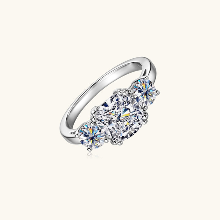 Fashion Sava | Moissanite Ring | Elegant Sterling Silver Design