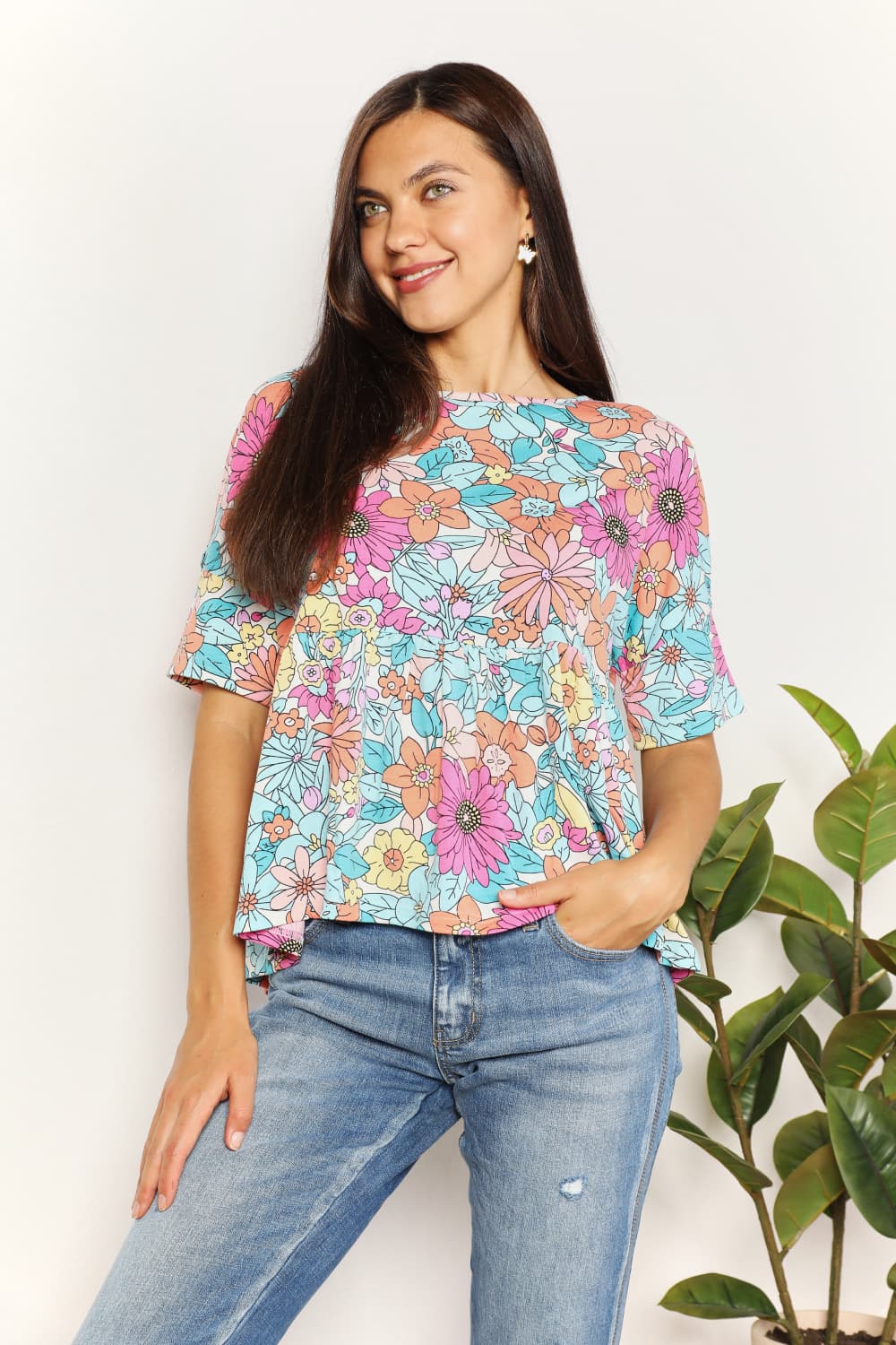 Top babydoll con cuello redondo y estampado floral de Double Take