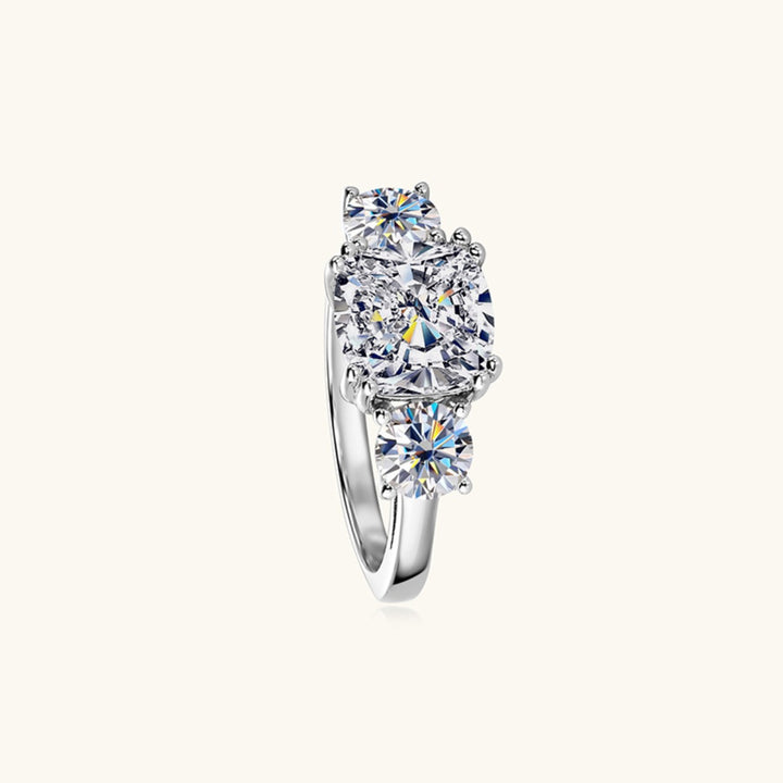 Fashion Sava | Moissanite Ring | Elegant Sterling Silver Design