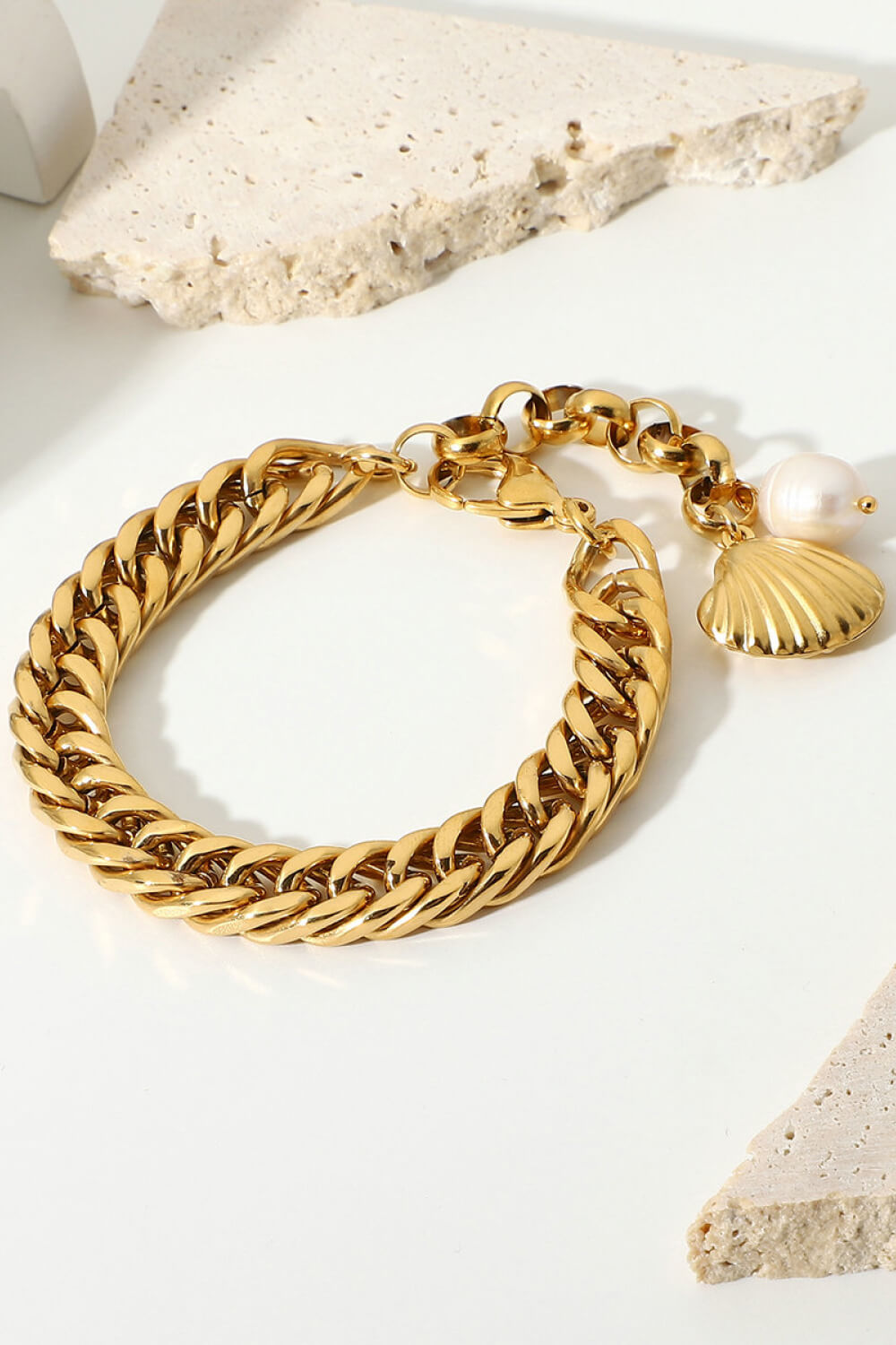 Pulsera de cadena de eslabones chapada en oro de 18 quilates